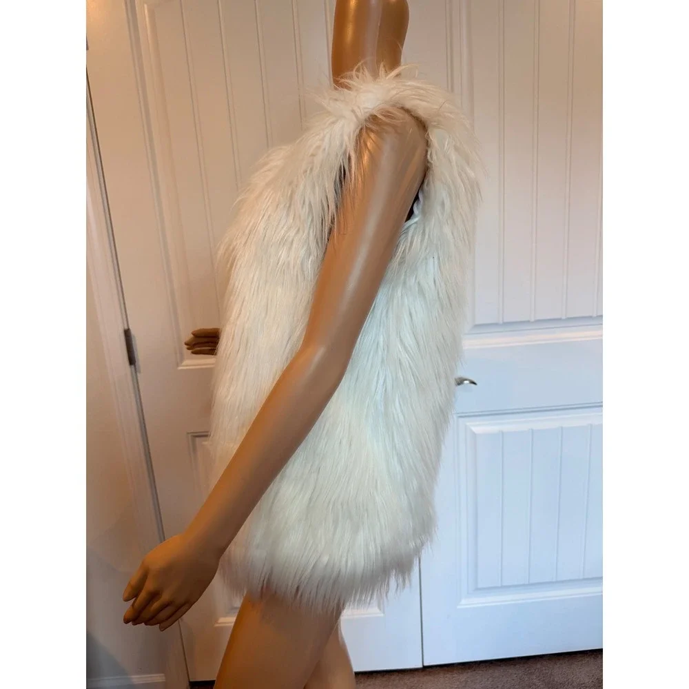 Sioni White Shaggy Faux Fur Vest Sleeveless Lined Jacket Womens Sm Festival Boho